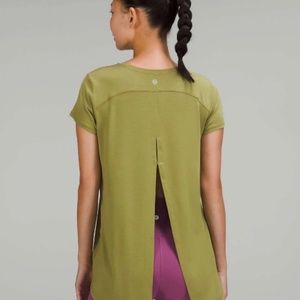 Lululemon Open Up Tie Back Tee in Bronze Green